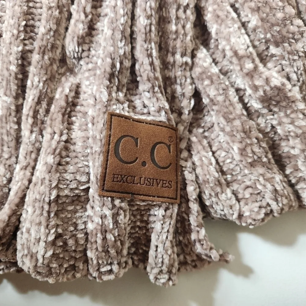 C.C Solid Light Brown/Tan Ribbed Chenille Scarf-Size 78x17
